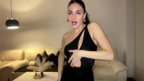 Snapshot of margotdeville chatting on October 2025 07:30:02 PM Margot online show from October 2025 07:30:02 PM