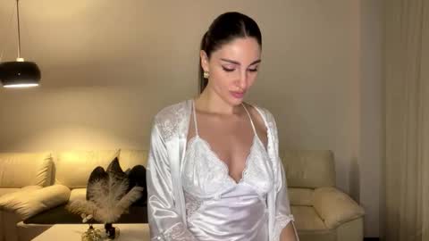 Snapshot of margotdeville chatting on December 2025 09:53:01 PM Margot online show from December 2025 09:53:01 PM