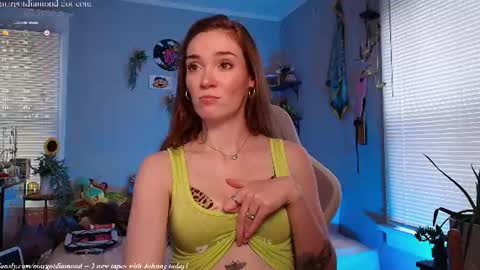 Snapshot of margotdiamond chatting on July 2026 05:12:02 PM online show from July 2026 05:12:02 PM