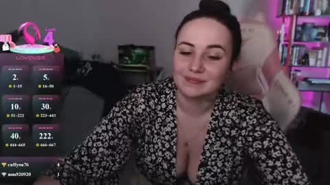 mari moore online show from July 2026 07:56:02 AM