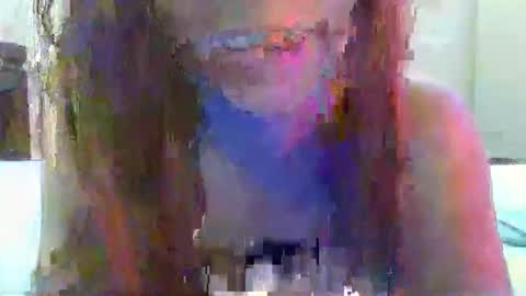 Snapshot of maria_eugenia chatting on November 2025 03:05:02 AM Mareu online show from November 2025 03:05:02 AM