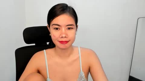 mariacarmi online show from December 2025 04:02:02 PM