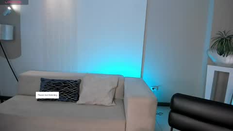 Snapshot of mariaherrera_ chatting on April 2026 08:04:02 PM MARIA HERRERA online show from April 2026 08:04:02 PM