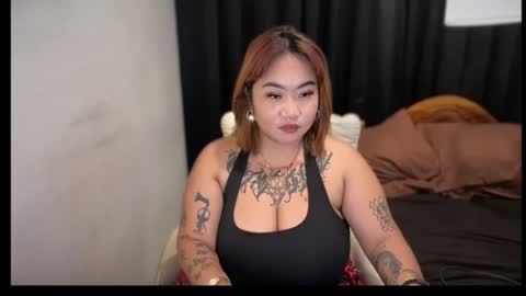 Snapshot of marialuxe chatting on August 2026 04:33:02 PM MariaLuxe online show from August 2026 04:33:02 PM