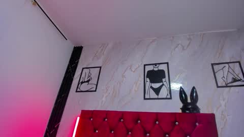 mariam_schubert online show from November 2025 09:28:01 PM