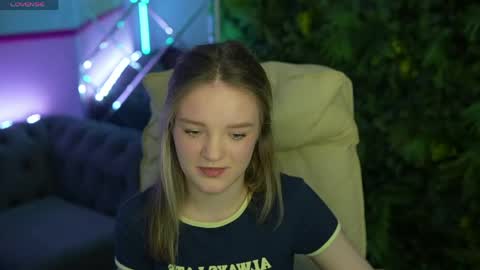 Snapshot of mariamedow chatting on May 2026 06:47:02 PM Maria online show from May 2026 06:47:02 PM