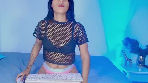 mariana_0420 online show from April 2026 07:59:01 PM