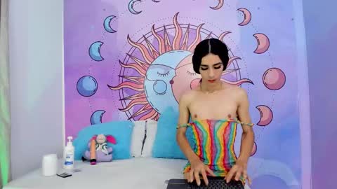 mariana_16_ online show from December 2025 07:56:02 PM