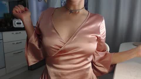 Snapshot of mariana_mur chatting on October 2025 06:12:02 AM MarianaMur online show from October 2025 06:12:02 AM