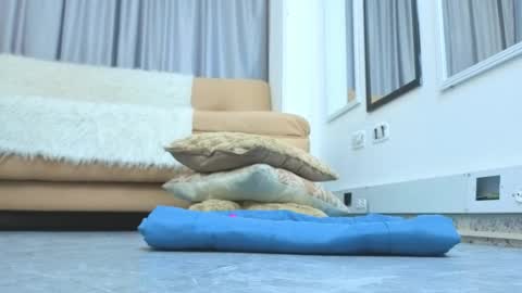 Mariana online show from April 2026 06:19:01 AM