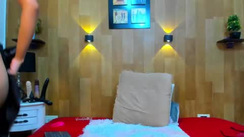 Mariana Angel online show from January 2025 06:51:01 PM