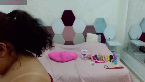 mariana online show from January 2025 09:57:01 PM