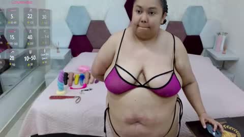 Snapshot of marianabbw_ chatting on April 2026 04:13:02 PM mariana online show from April 2026 04:13:02 PM