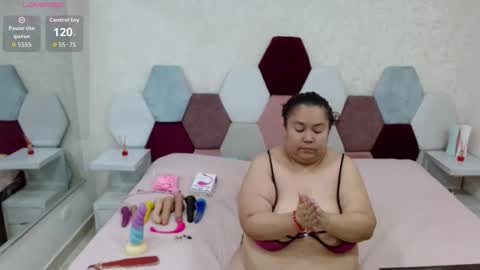 Snapshot of marianabbw_ chatting on May 2026 07:52:01 PM mariana online show from May 2026 07:52:01 PM