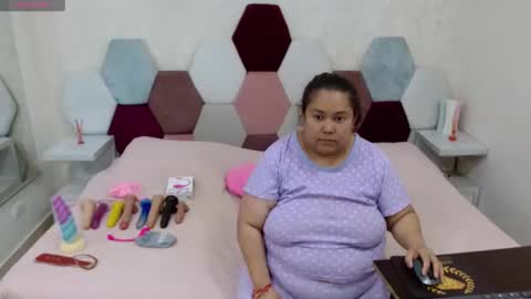 Snapshot of marianabbw_ chatting on June 2026 07:39:01 PM mariana online show from June 2026 07:39:01 PM