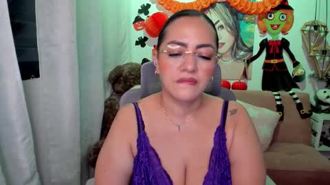 Mariana Lopez online show from October 2025 02:01:02 AM
