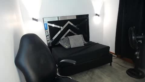 Mariana online show from March 2026 05:19:01 AM