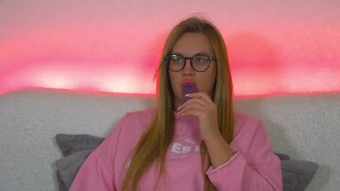 Snapshot of marianeumann chatting on January 2025 04:51:02 AM Maria online show from January 2025 04:51:02 AM