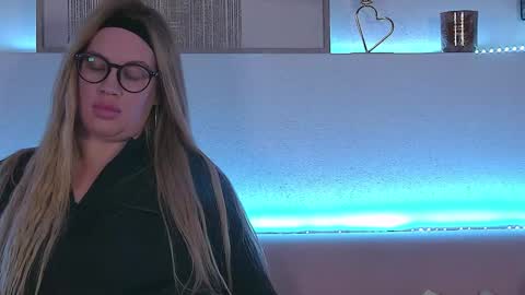 Snapshot of marianeumann chatting on February 2025 05:39:01 AM Maria online show from February 2025 05:39:01 AM