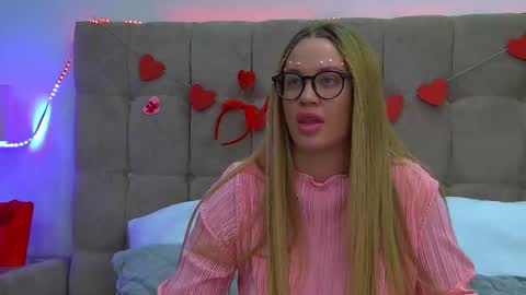 Snapshot of marianeumann chatting on February 2025 07:33:02 PM Maria online show from February 2025 07:33:02 PM