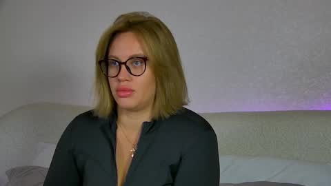 Maria online show from September 2025 06:07:01 PM