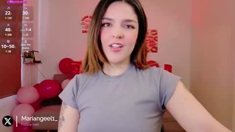 mariangeel_ online show from February 2025 05:09:02 PM