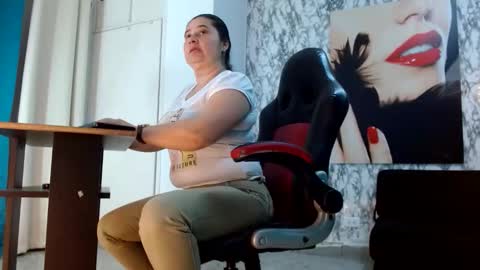 Snapshot of mariani_smith chatting on October 2025 11:41:02 AM Mariani online show from October 2025 11:41:02 AM