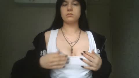 Snapshot of marianmollberg chatting on July 2026 06:07:02 AM Marian online show from July 2026 06:07:02 AM