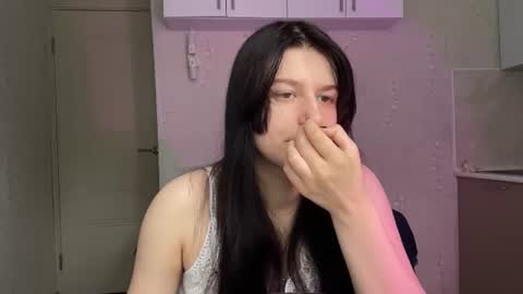 Snapshot of marianmollberg chatting on July 2026 01:09:02 PM Marian online show from July 2026 01:09:02 PM