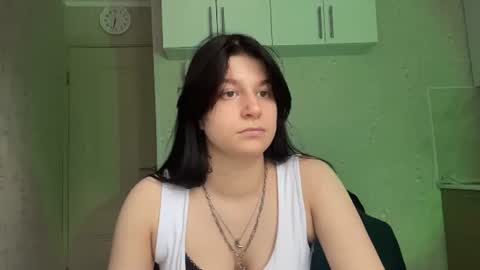 Snapshot of marianmollberg chatting on July 2026 03:21:02 PM Marian online show from July 2026 03:21:02 PM