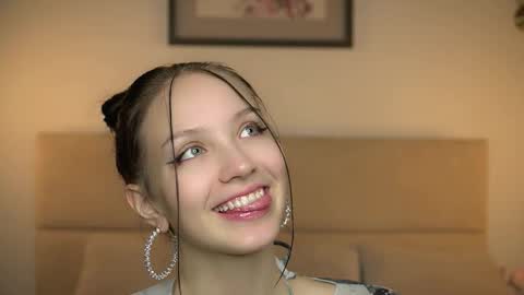 Snapshot of mariannsullivant chatting on November 2025 08:24:02 PM Rachel online show from November 2025 08:24:02 PM