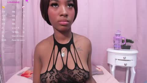 Snapshot of marianrosse chatting on April 2026 04:37:01 AM marianrosse online show from April 2026 04:37:01 AM
