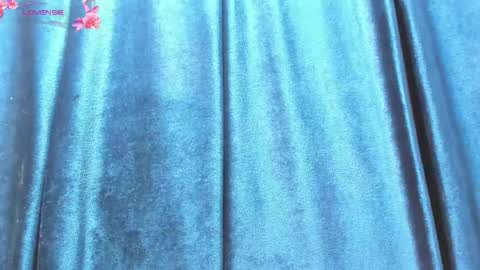 Snapshot of marianrosse chatting on May 2026 01:10:02 AM marianrosse online show from May 2026 01:10:02 AM