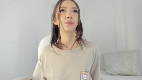 Maria Pettit online show from January 2025 12:20:02 PM