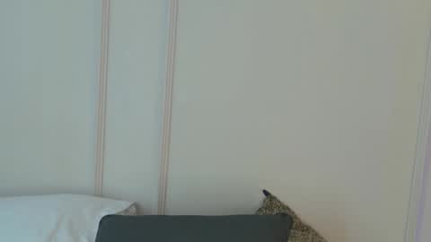 Maria Pettit online show from November 2025 11:33:02 AM