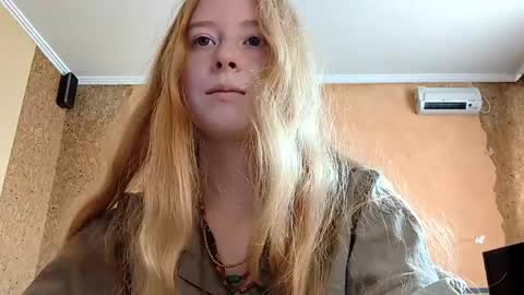 Snapshot of maricagorgo chatting on June 2026 04:28:01 AM Kate online show from June 2026 04:28:01 AM