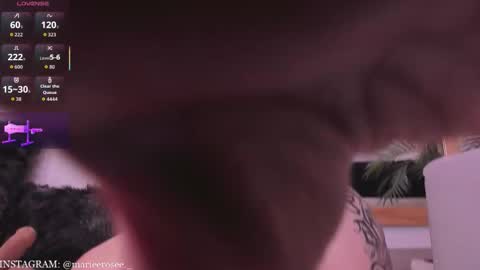 Snapshot of mariee_rosee chatting on November 2025 12:43:01 AM Mary online show from November 2025 12:43:01 AM