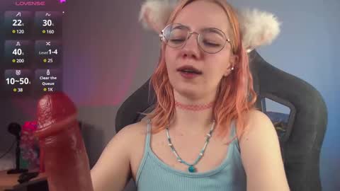 Snapshot of mariel_a_gold chatting on February 2025 06:29:01 AM Mariel Gold online show from February 2025 06:29:01 AM