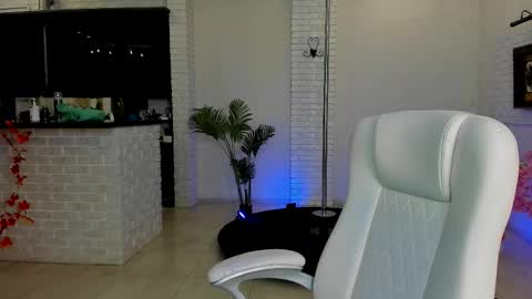 Snapshot of mariemlui chatting on November 2025 03:14:02 PM mariemlui online show from November 2025 03:14:02 PM