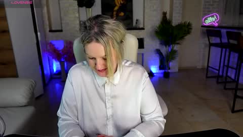 mariemlui online show from March 2026 07:50:01 PM