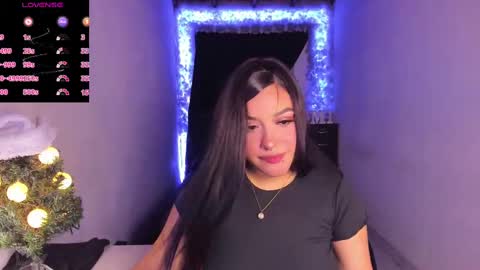 Snapshot of mariiana_hasper chatting on January 2025 12:20:01 AM Mariana Hasper online show from January 2025 12:20:01 AM