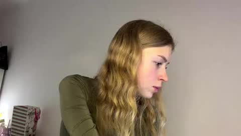 Elisabeth online show from February 2026 05:22:02 PM