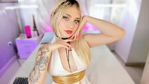 Snapshot of mariluu_ chatting on June 2026 03:50:01 PM Mariluu online show from June 2026 03:50:01 PM