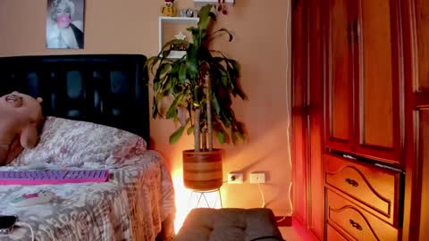 Snapshot of marilyn_rouse2 chatting on December 2024 03:39:01 PM marilyn rouse online show from December 2024 03:39:01 PM