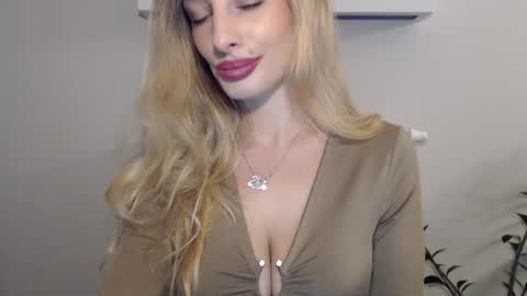 Snapshot of marilyndevilish chatting on January 2025 06:49:01 PM MarilynDevilish online show from January 2025 06:49:01 PM