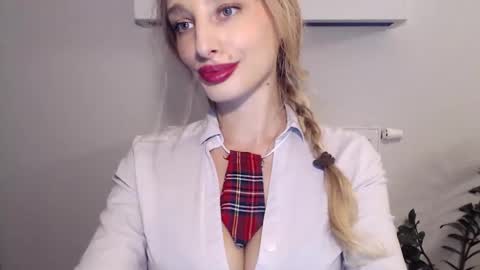 Snapshot of marilyndevilish chatting on January 2025 03:40:01 PM MarilynDevilish online show from January 2025 03:40:01 PM