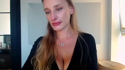 Snapshot of marilyndevilish chatting on September 2025 04:28:01 PM MarilynDevilish online show from September 2025 04:28:01 PM