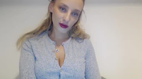 MarilynDevilish online show from November 2025 06:24:01 AM