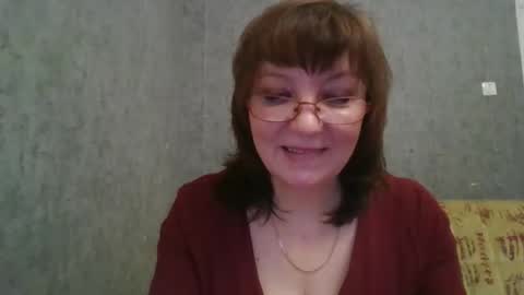 Snapshot of marinamrs chatting on December 2025 10:51:01 PM marinamrs online show from December 2025 10:51:01 PM