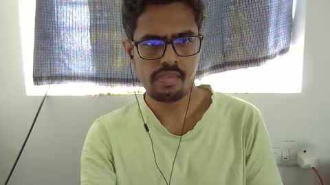 The SHY UncutBoy online show from December 2025 05:14:02 AM